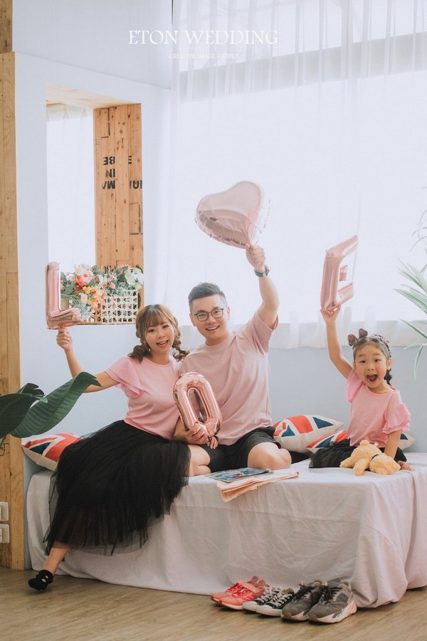 全家福,全家福照,拍全家福,親子寫真,母女寫真,生日寫真,生日寫真dcard,生日寫真推薦,生日照,生日寫真價錢